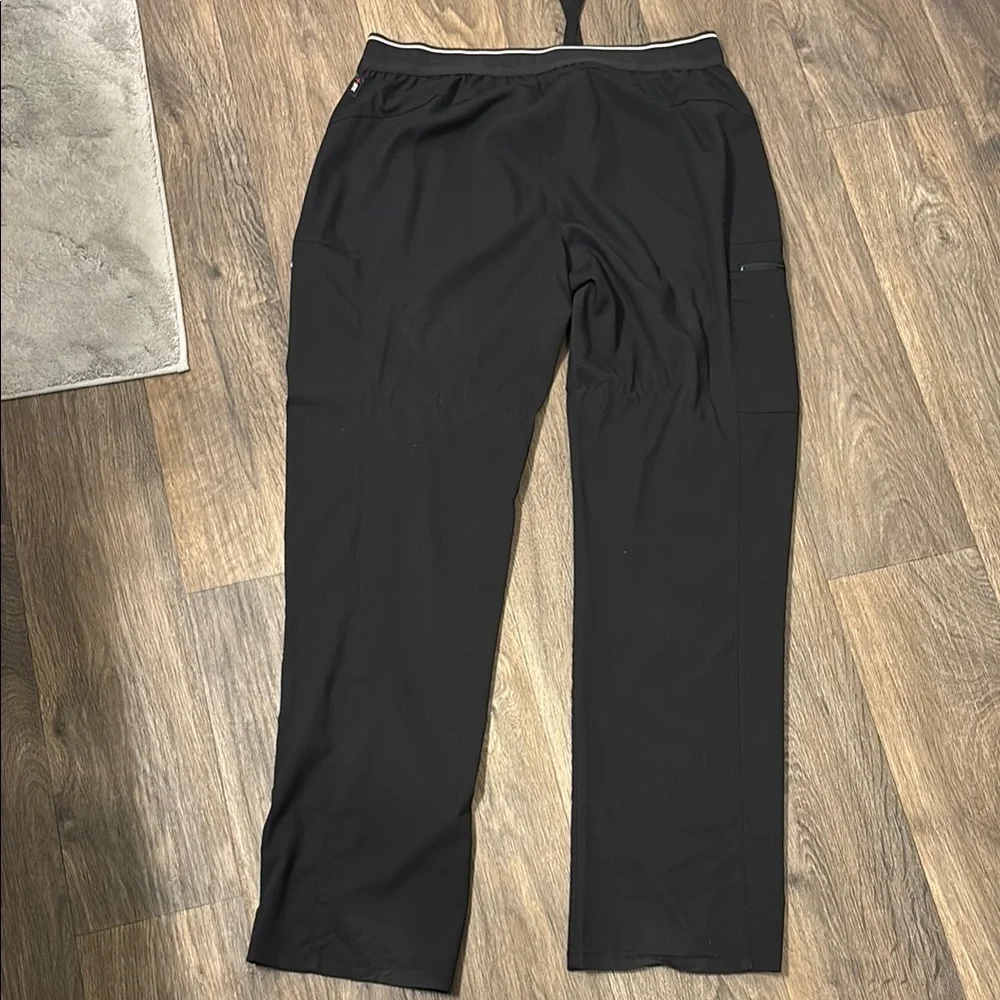 Grey's Anatomy Black Scrub Set - Picture 7 of 7